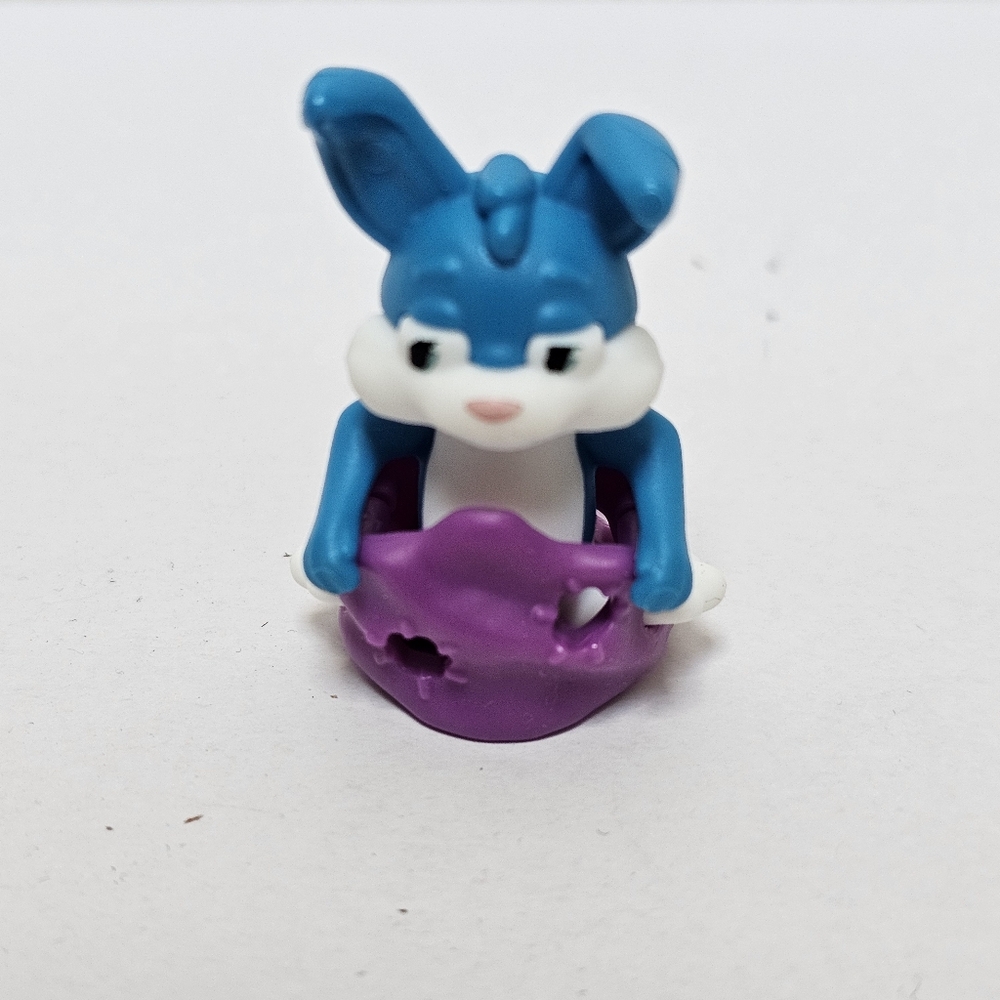Blue Bunny in a Purple Sack (Incomplete) – Kinder Joy Easter 2023